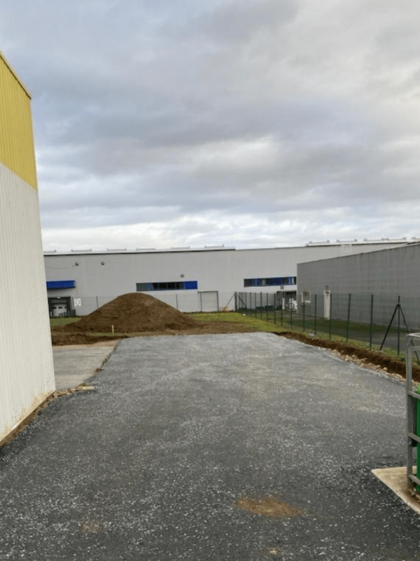 Terrassement plateforme industrielle